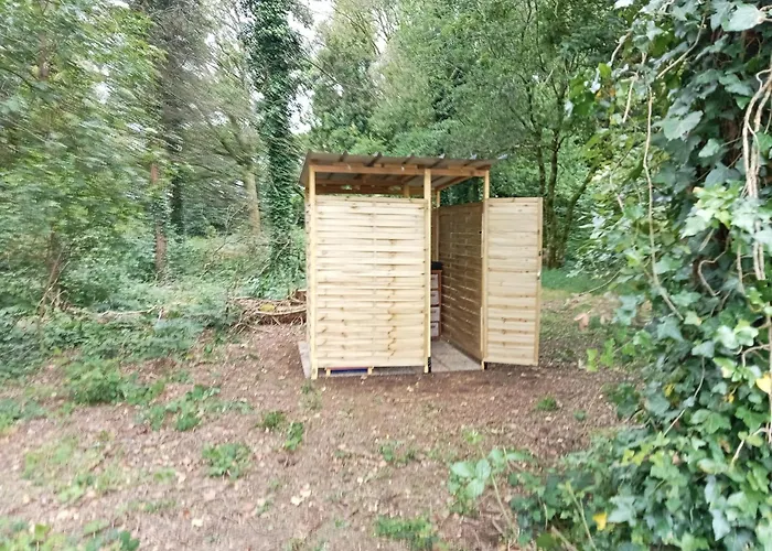Tipi Insolite 1 A 4 Personnes